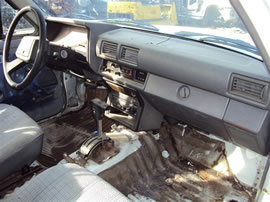 1984 TOYOTA PICK-UP HILUX, 2.4L EFI AUTO 2WD, COLOR WHITE, STK Z15003